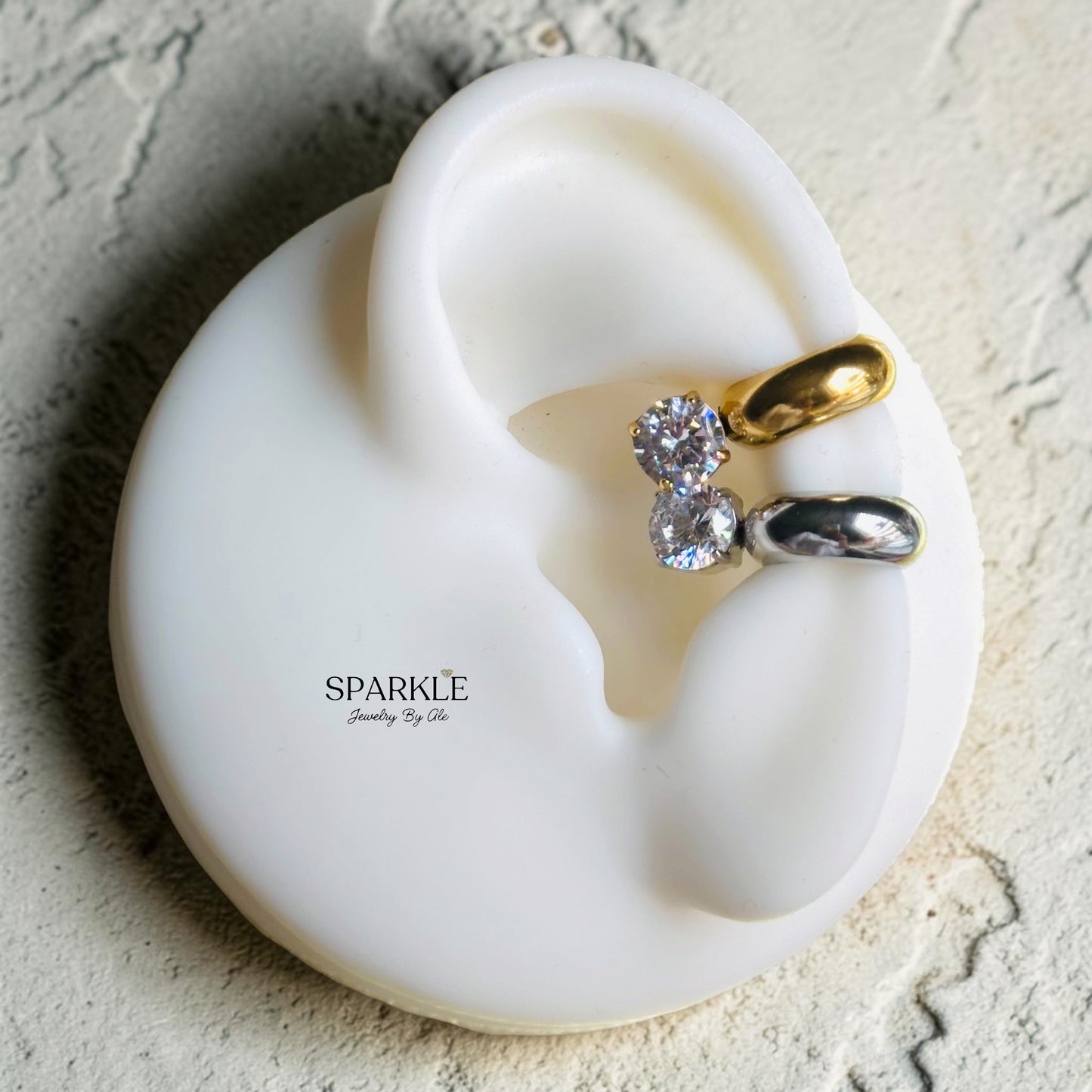 Lumé Ear Cuff