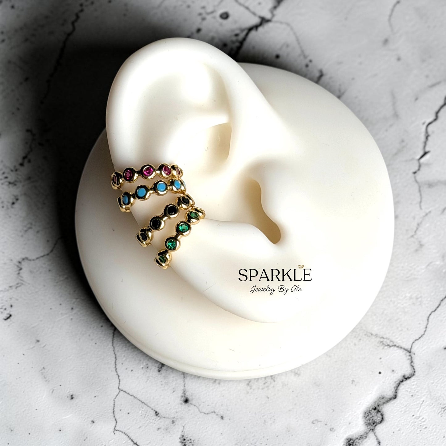 Round Dainty Earcuff