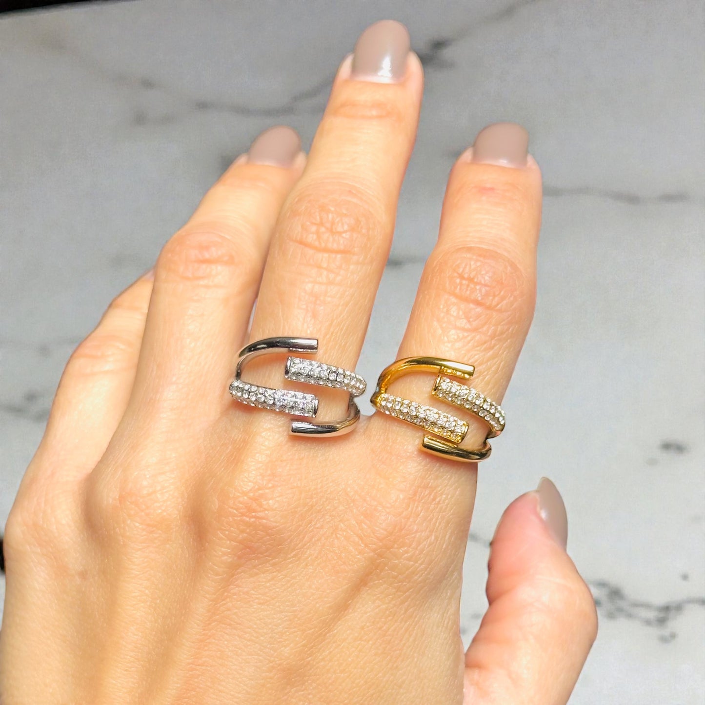 Luxe Link Ring