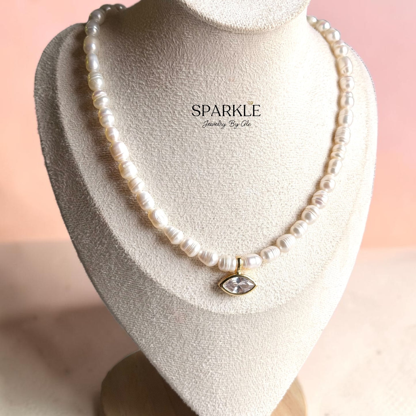 Paloma Pearl Necklace