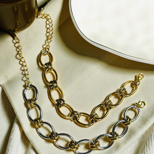 Glided Loops Chain Bracelet