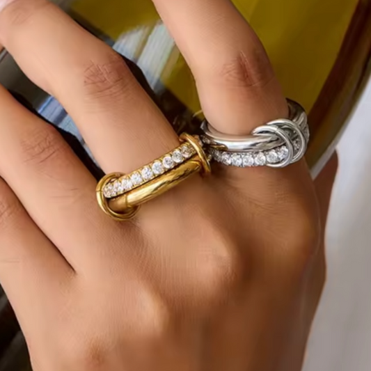 Luxe Loops Ring