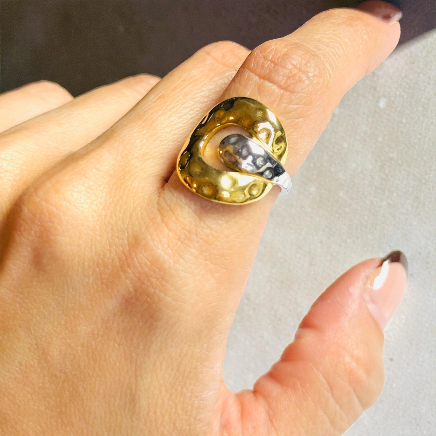 Texture Bicolor Ring