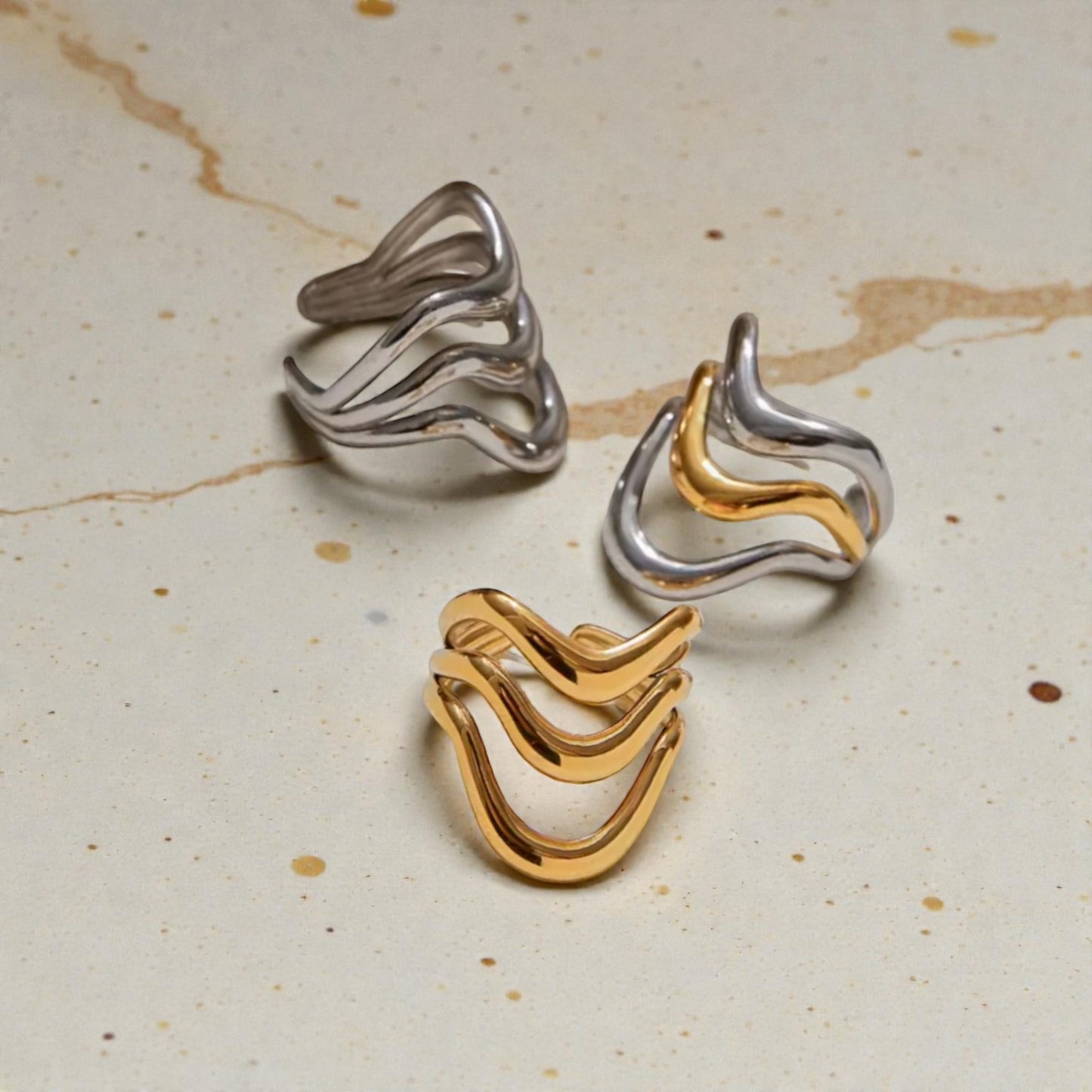 Waves Ring