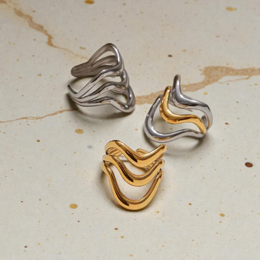 Waves Ring