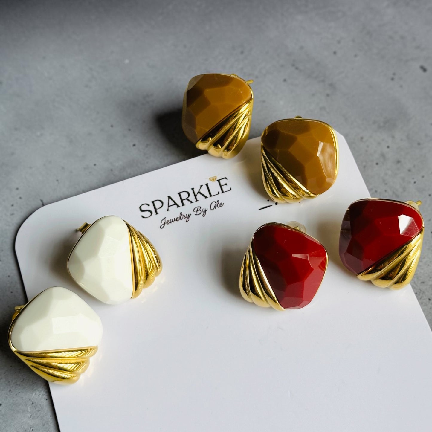 Dune Glow Stud Earrings
