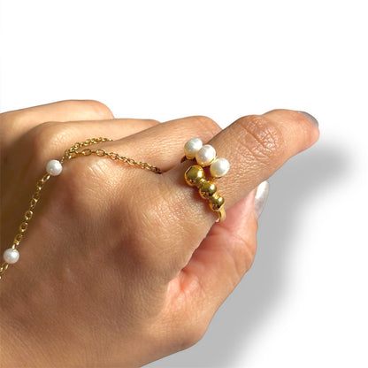 Pearl Embrace Ring