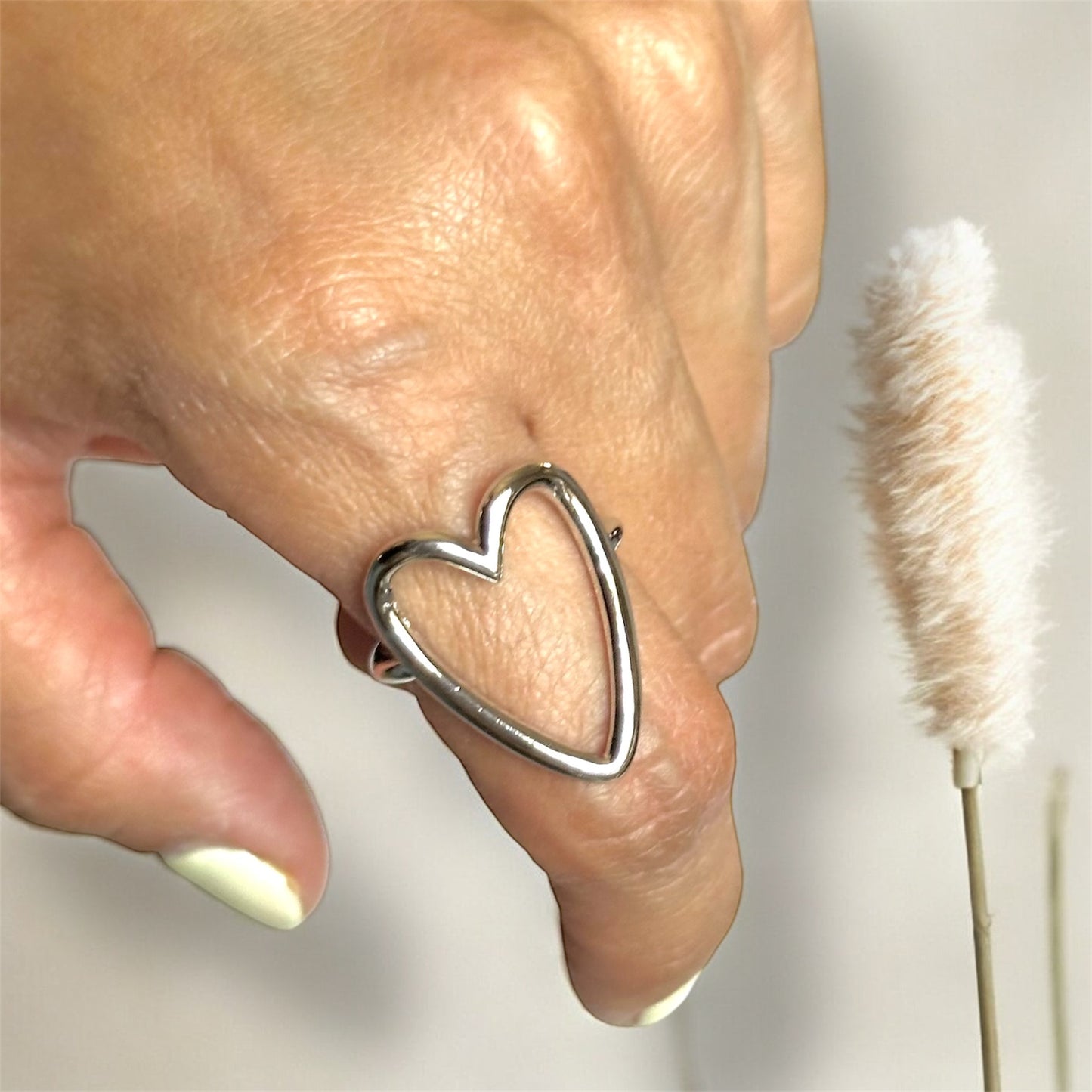 Fantasy Heart Ring