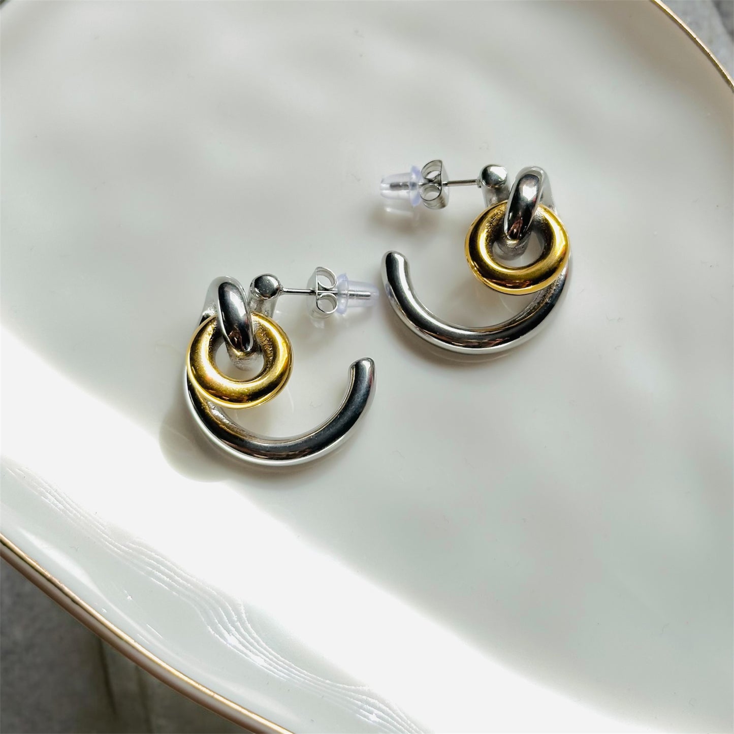 Minimalist C Shape Earrings
