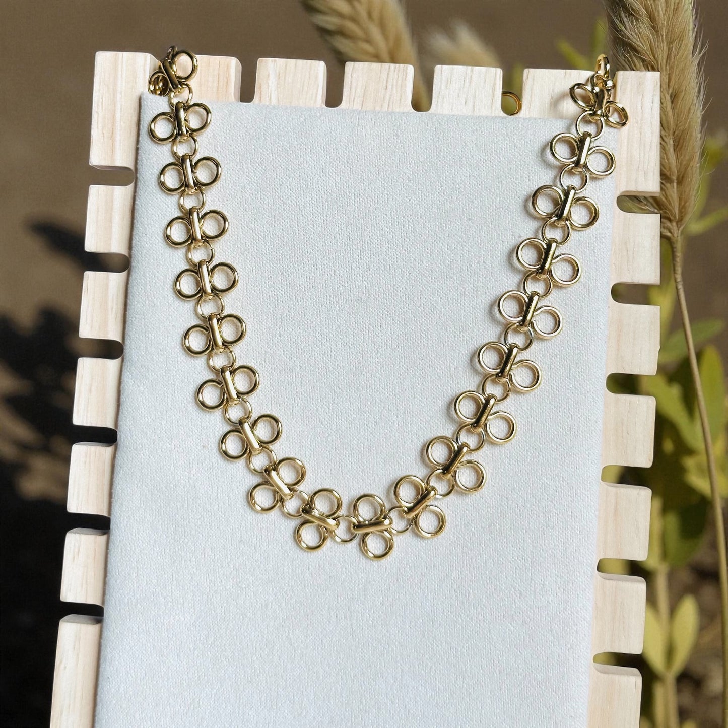 Round Hollow Chain Necklace
