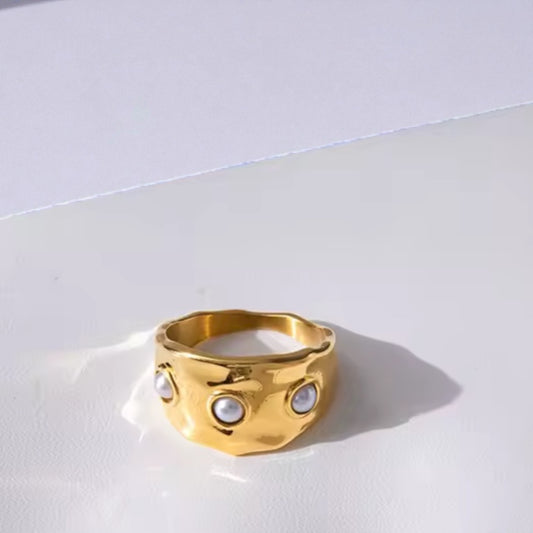 Pearl Wave Ring